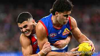 AFL LIVE: English out injured as Bulldogs, Eagles battle at Marvel Stadium
