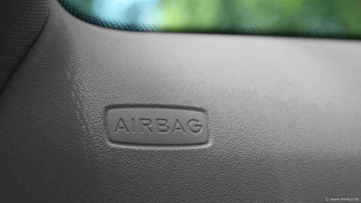 Airbag könnte versagen: Automarke muss über 600.000 Geländewagen in die Werkstatt rufen