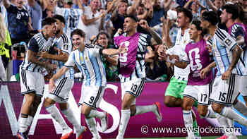 Argentinië wint na pijnlijke rode kaart diep in verlenging van Zwitserland en treft Engeland voor plek in WK-finale