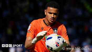 QPR sign former Wednesday keeper Charles on loan