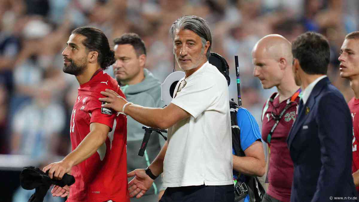 "Unser Spiel zerstört": Schweizer Trainer wütet gegen Schiri und neue Regel