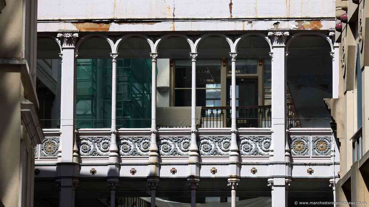What on earth is going on with Barton Arcade?