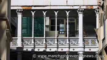 What on earth is going on with Barton Arcade?