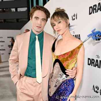 Suki Waterhouse wrote Weirdo for Robert Pattinson