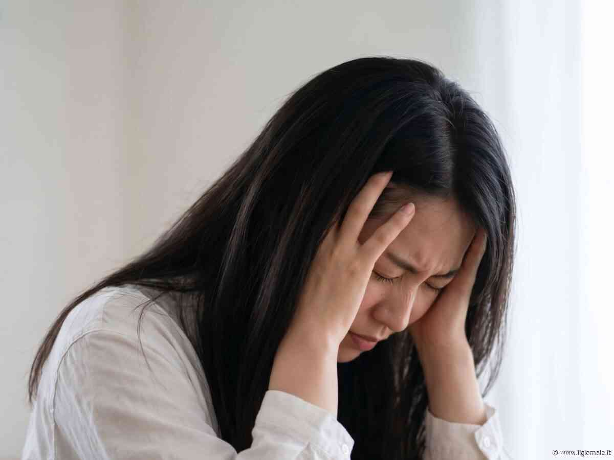 Perché "fischiano" le orecchie senza motivo apparente?