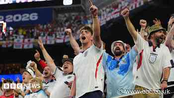'The perfect football song': Why England fans (like Beckham) and players love Wonderwall