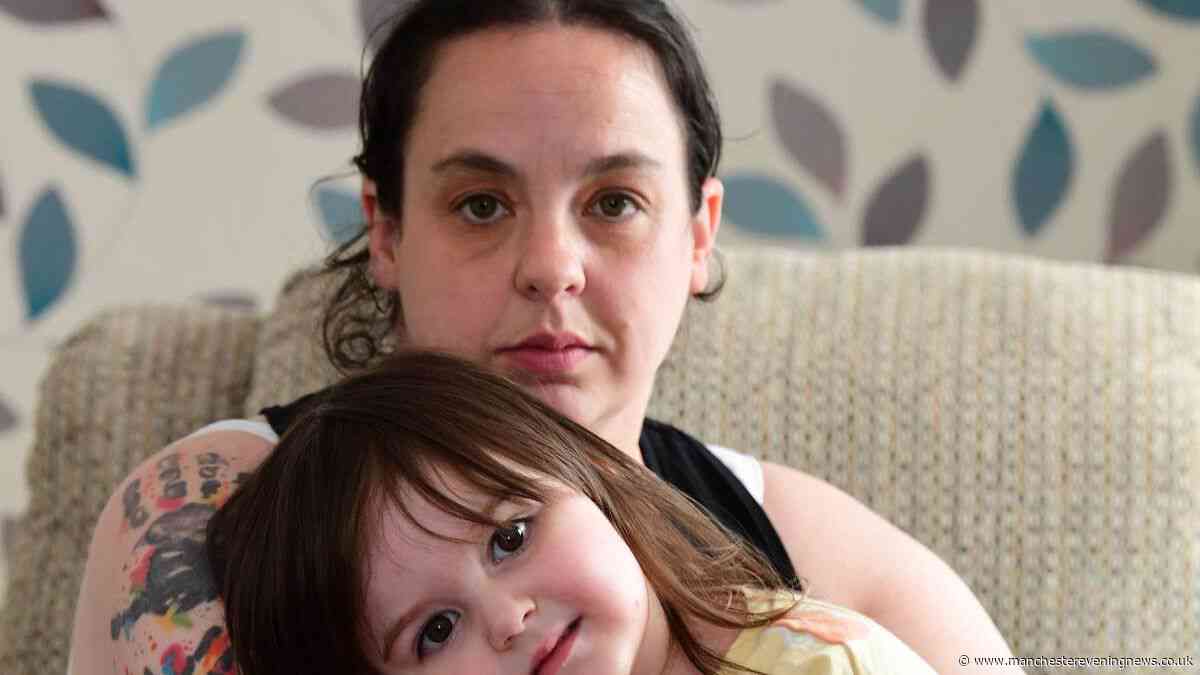 Mum 'leaves Home Bargains crying' after interaction with staff member