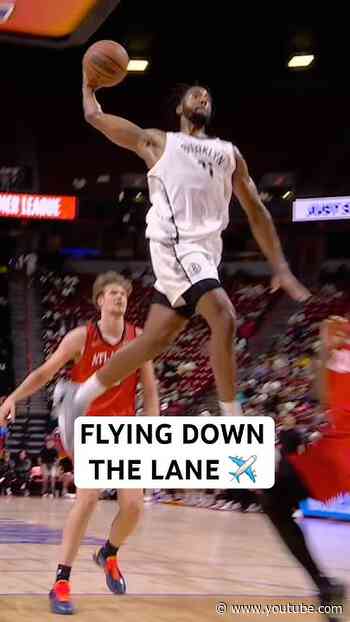 Chaney Johnson soars for the monster dunk!