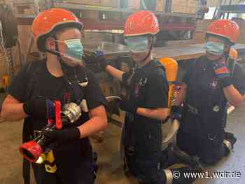 Jugendfeuerwehr Sankt Augustin übt explosiven Notfall
