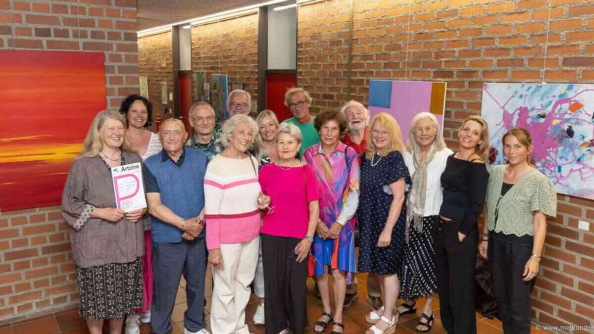 Die Welt ist pink: Kunstverein stellt bis Ende Juli im Rathaus aus
