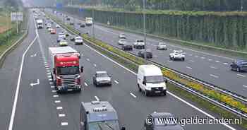 Motorrijder overleden na botsing op A2, weg dicht richting Den Bosch