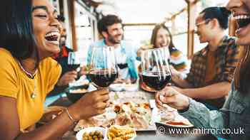 Does drinking in moderation add years to your life? Heart doctor explains
