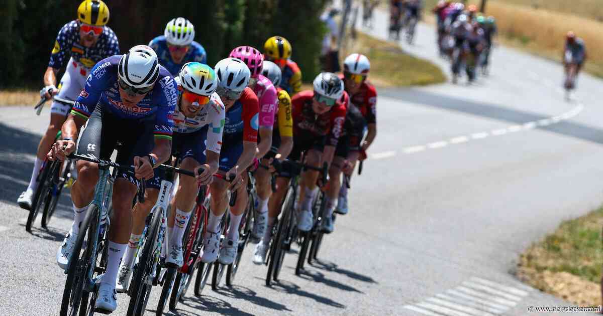 Attente Mathieu van der Poel glipt mee in kopgroep in snikhete heuvelrit