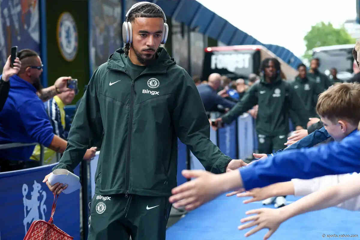 Man City respond to Chelsea’s £75M Malo Gusto demand as post-World Cup talks loom