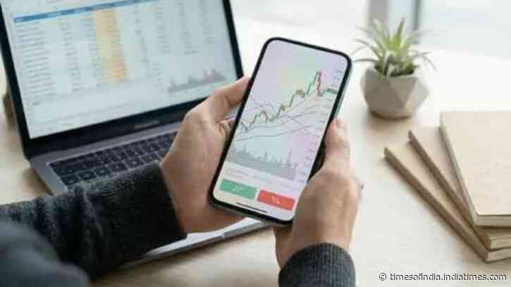 Four top-10 firms add Rs 93,000 crore in mcap despite weak market; HDFC Bank, Airtel lead gains