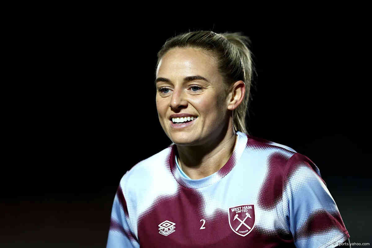 SWPL: Kirsty Smith returns to Scotland with two-year Rangers deal