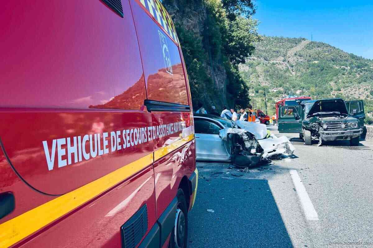Quatre blessés dont deux enfants dans un choc frontal entre deux voitures au-dessus de Nice, deux hélicoptères appelés en renfort