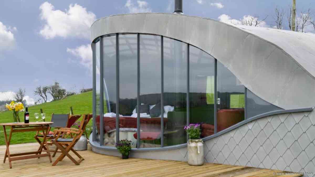 'Dragon's Eye' Welsh holiday cabin where guests can stargaze from the hot tub