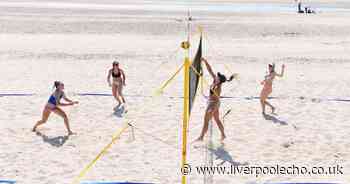 Merseyside in pictures as hundreds head to beach