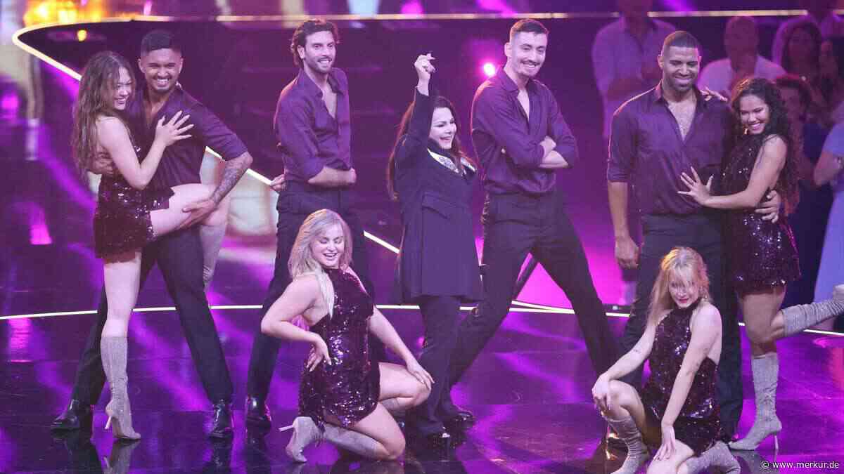 Schlager-Legende entwaffnend ehrlich: Nach Auftritten flüchtet sie oft alleine vor den Fernseher