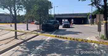 Toronto man flees shootout in stolen rideshare with customer still inside: police