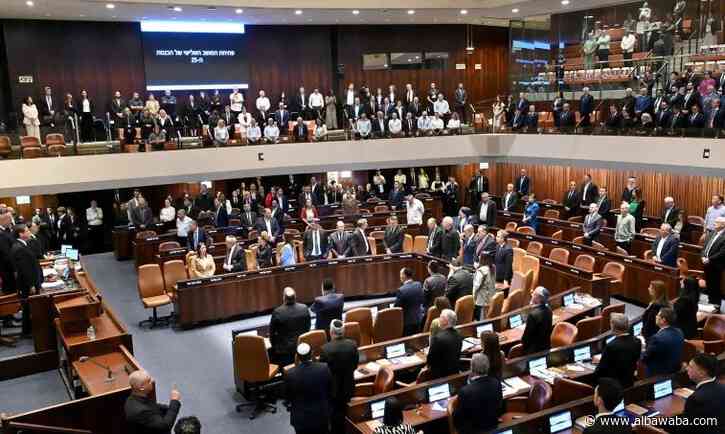 سباق الإطاحة بنتنياهو يشتعل.. لابيد وليبرمان في الواجهة