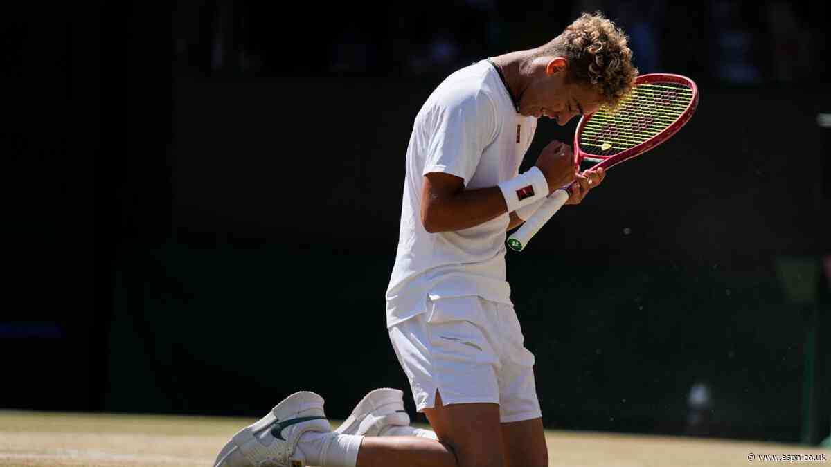 American qualifier, 16, wins Wimbledon boys' title
