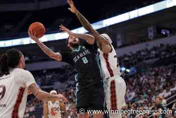 Sea Bears stumble to first home loss against struggling Surge