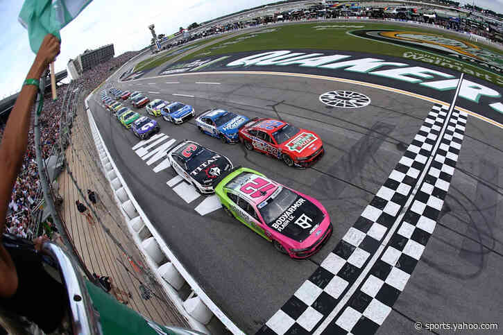NASCAR Cup Series race at Atlanta delayed by lightning