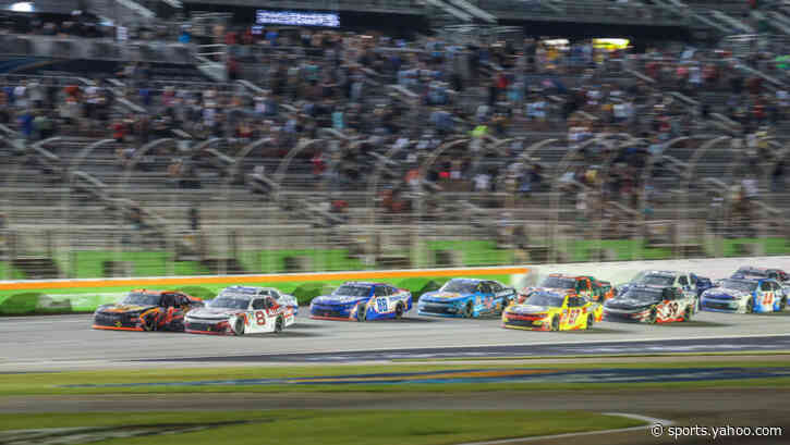 NASCAR Throws Lightning Caution at EchoPark Speedway During Quaker State 400