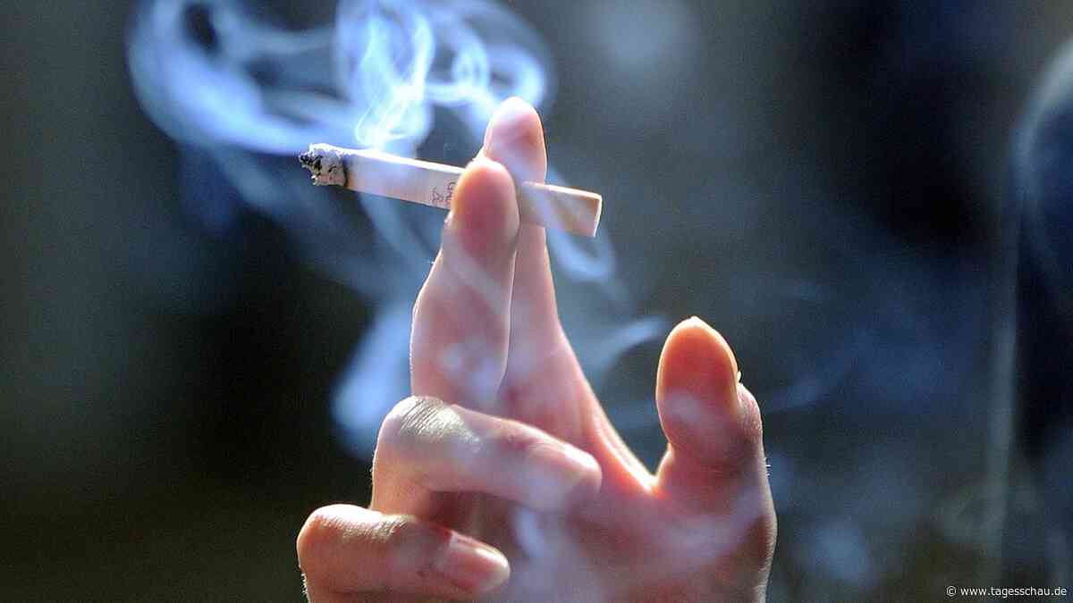 Bericht: Regierung will Tabaksteuer stärker anheben als geplant