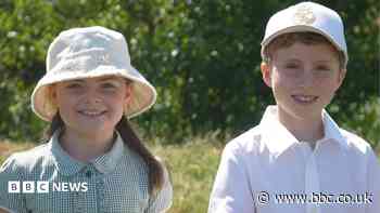 Pupils vow to save 'dying' river in beauty spot