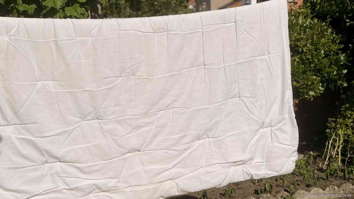 My duvet is cleaner and whiter after 1 simple task you don’t need washing machine for