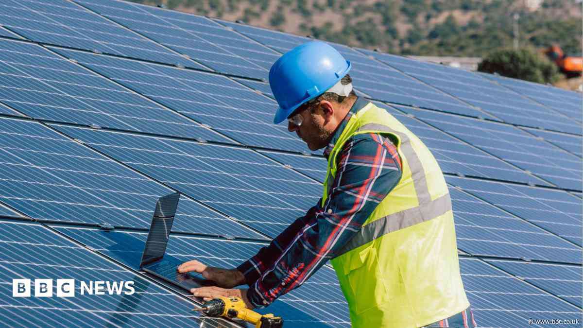Plans submitted for rooftop hospital solar farm