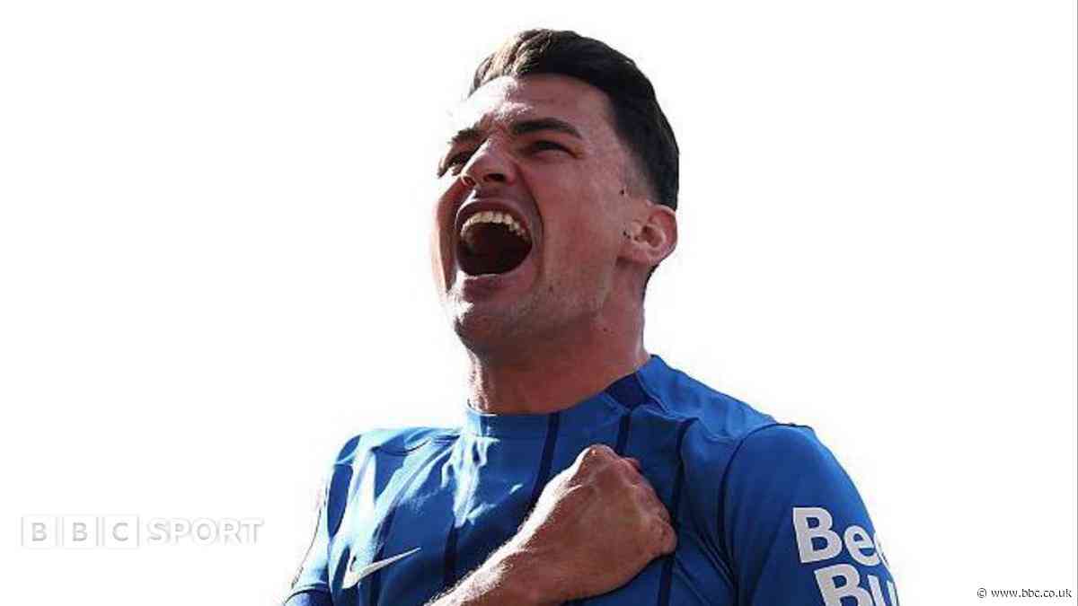 'I play every game like it's my last' - Poole