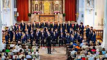 Stets jung mit zeitlosem Klang: Regensburger Domspatzen singen in voller Kirche