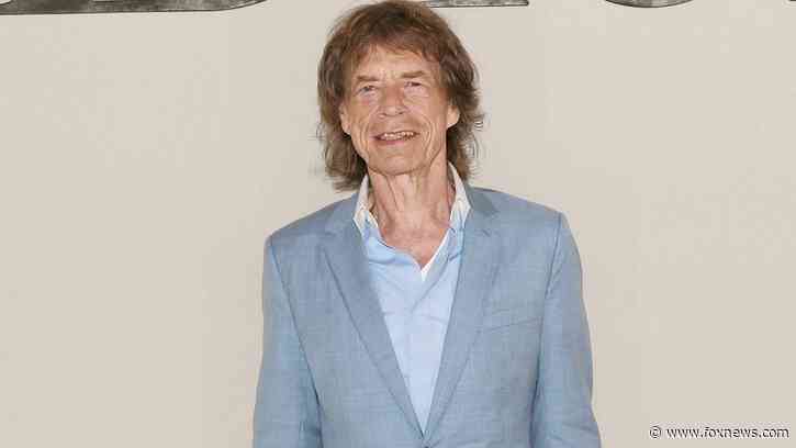Mick Jagger doesn't want to 'lecture' fans, says his job is to make people 'have the best time'