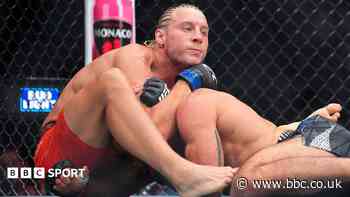 Pimblett makes title claim with 52-second win at UFC 329