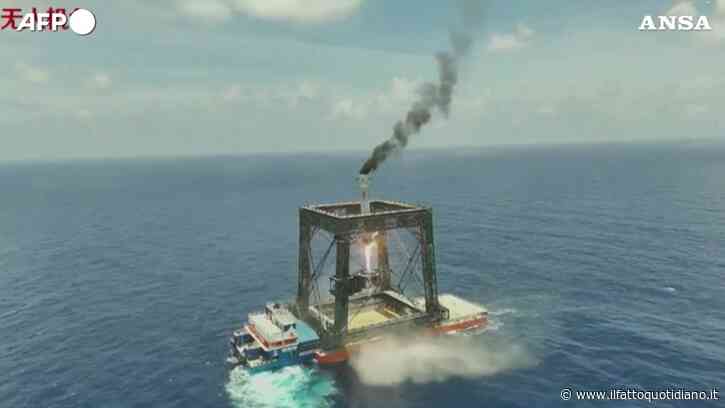 Lancio storico in Cina, recuperato per la prima volta un razzo riutilizzabile: così Pechino sfida SpaceX di Elon Musk
