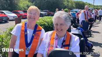Thousands attend Orange Order parade in Rossnowlagh