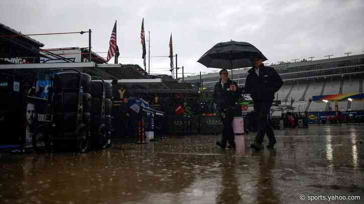 Why is the Quaker State 400 NASCAR Race Delayed Today? When Will it Start Again?
