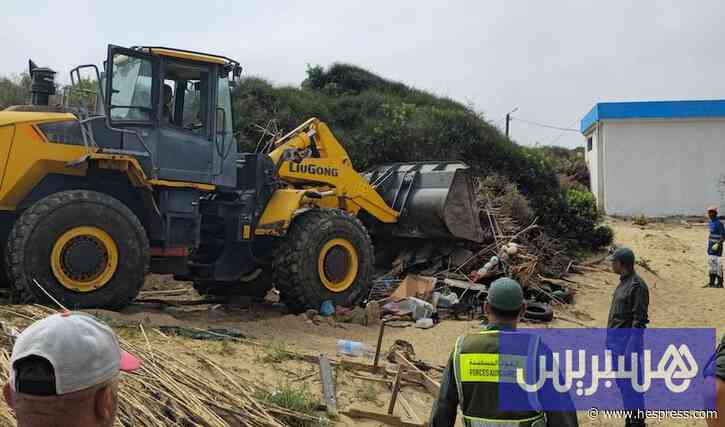 طنجة تكثف حملات تحرير الشواطئ