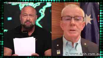 One Nation’s Malcolm Roberts praised conspiracy theorist Alex Jones as ‘beacon of hope’