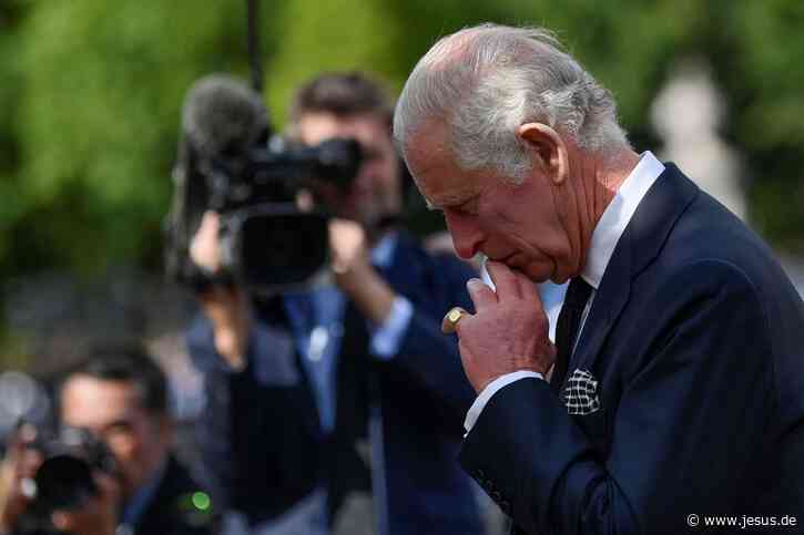 „Verrat am Glauben?“ – Charles III. bricht mit jahrhundertealter Tradition