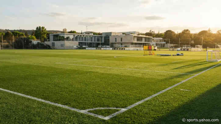 Mourinho Takes First Training Session as Real Madrid Pre-Season Begins