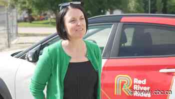 Electric car share program aims to break transportation barriers in rural Manitoba