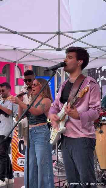 We’ve Made Up on Strutman Lane 🤩#TimesSquare #TSQLive #LiveMusic #TimesSquareNYC #FreeEvents