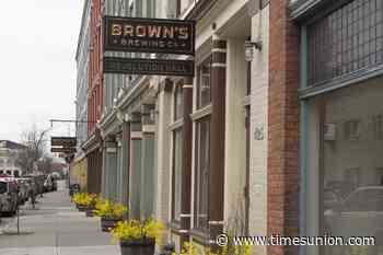Man injures head after falling from deck at Brown's Brewing Co.