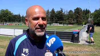 Bosz geniet van PSV-selectie: 'Wij hebben veel meer dan elf basisspelers'