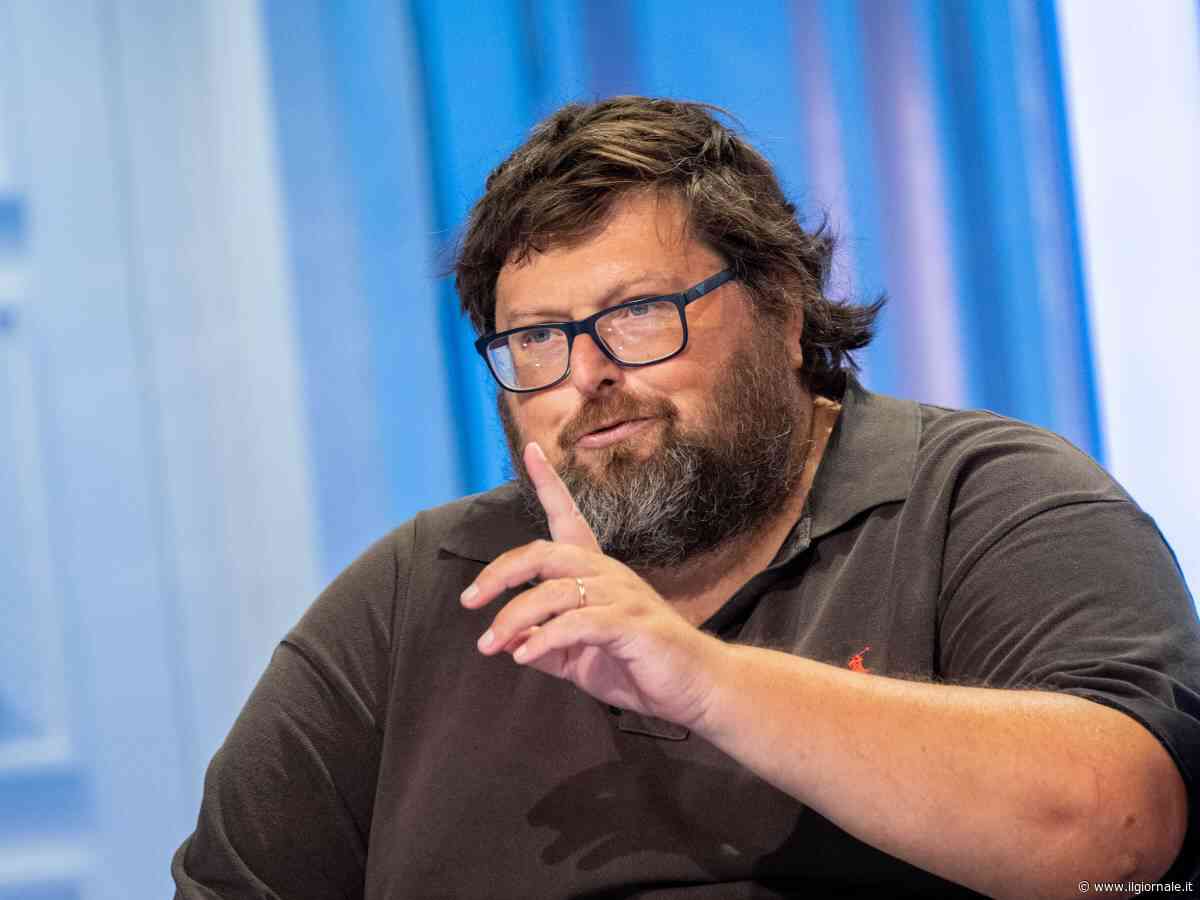 Adinolfi passa al contrattacco: “Non frego le vecchiette, mi denuncia solo chi ha perso"